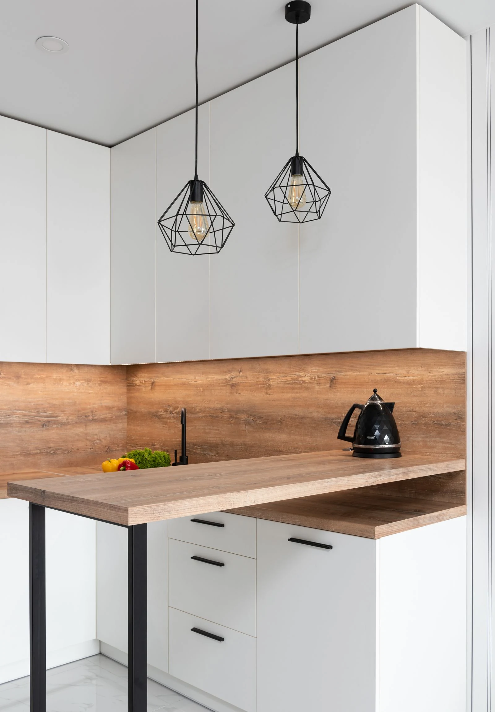 Lighting & decoration